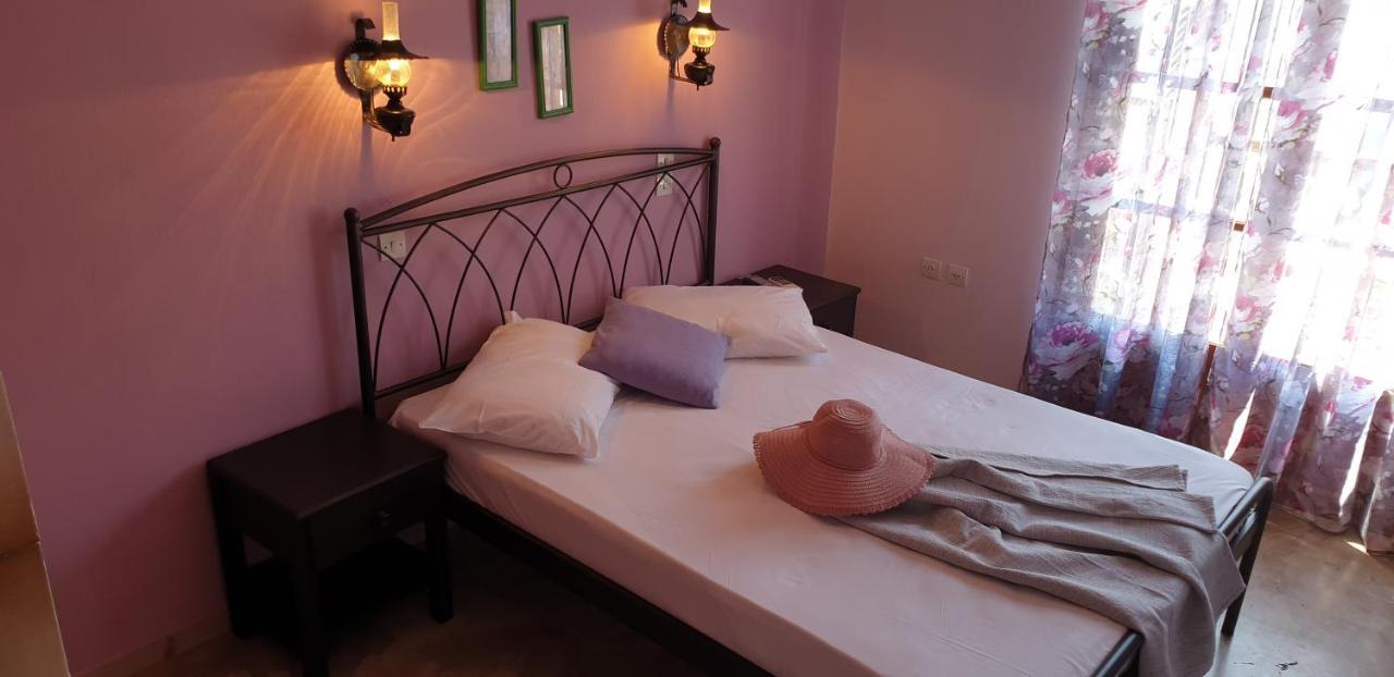 Ilios Apartments Poros Town エクステリア 写真