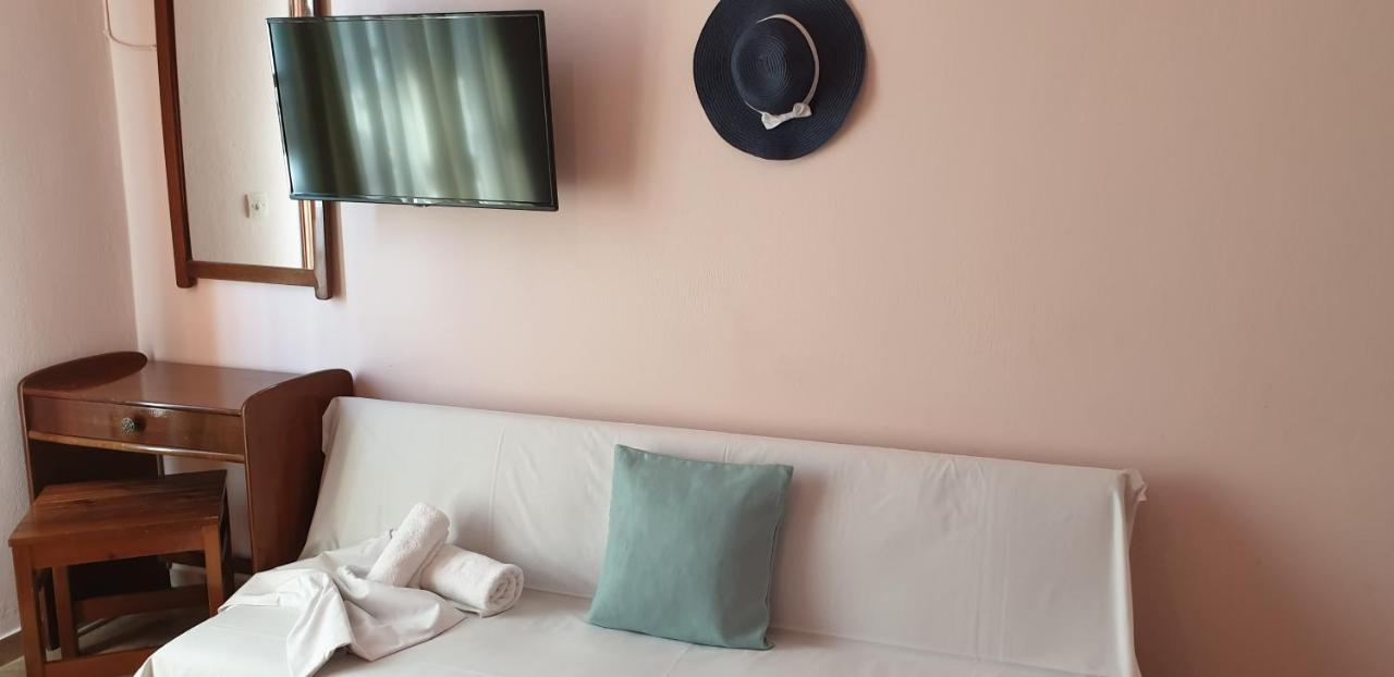 Ilios Apartments Poros Town エクステリア 写真