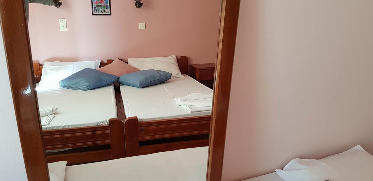 Ilios Apartments Poros Town エクステリア 写真